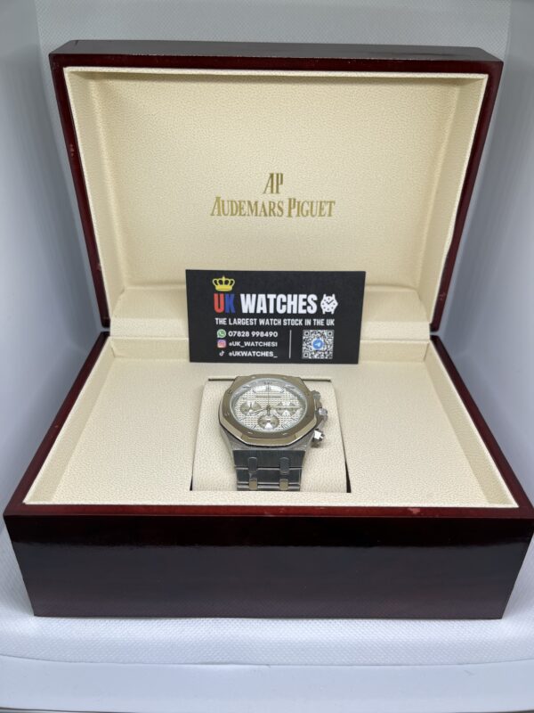 Audemars Piguet Royal Oak Chronograph White Dial Stainless Steel 41mm (1)