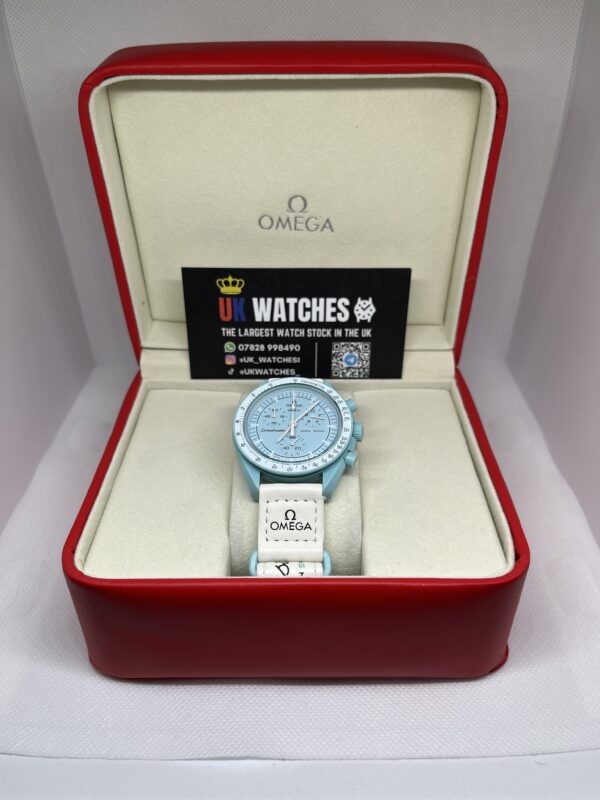 Omega Speedmaster Moonswatch ‘Mission To Uranus' 42mm (1)