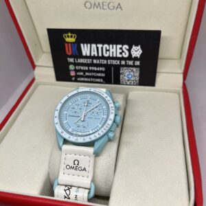 Omega Speedmaster Moonswatch ‘Mission To Uranus' 42mm (2)