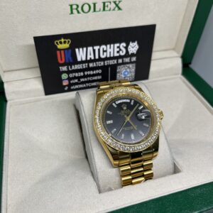 Rolex Day-Date Black Baguette RBR Diamond Bezel Full Yellow Gold 40mm (3)
