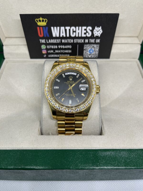 Rolex Day-Date Black Baguette RBR Diamond Bezel Full Yellow Gold 40mm (4)