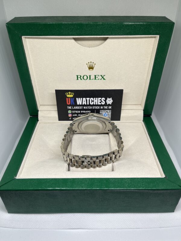Rolex Day-Date Blue Dial RBR Diamond Bezel Stainless Steel 40mm (7)