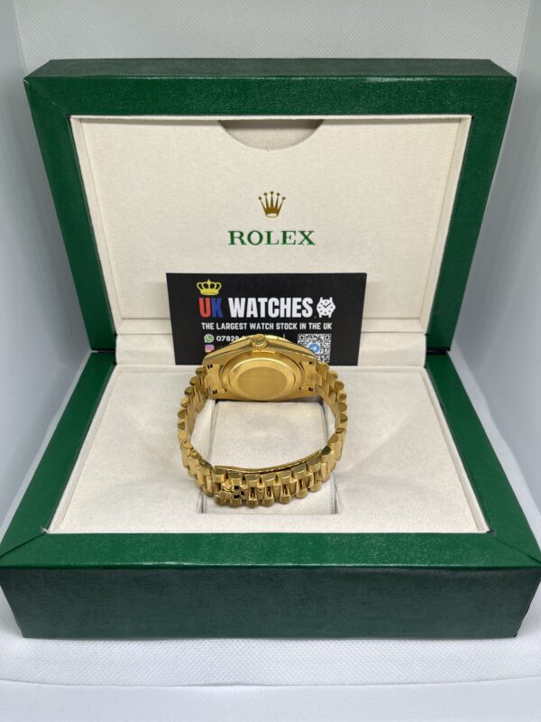 Rolex Day-Date ‘Conor McGregor' RBR Diamond Bezel Full Yellow Gold 40mm (7)