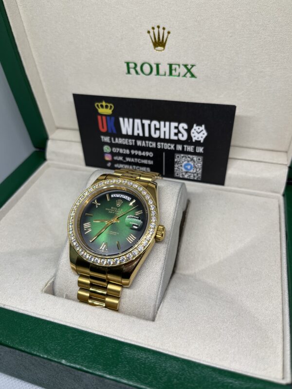 Rolex Day-Date Green Ombre RBR Diamond Bezel Full Yellow Gold 40mm (2)