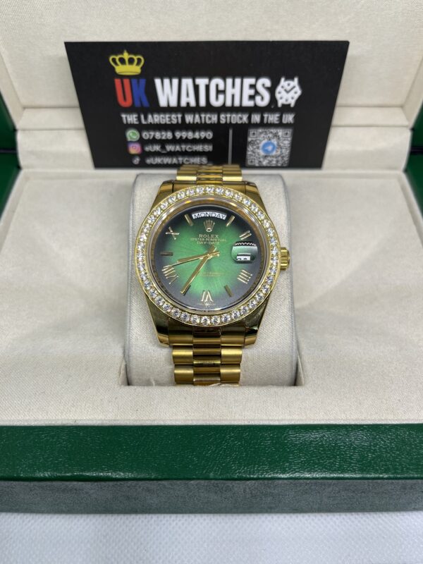 Rolex Day-Date Green Ombre RBR Diamond Bezel Full Yellow Gold 40mm (4)