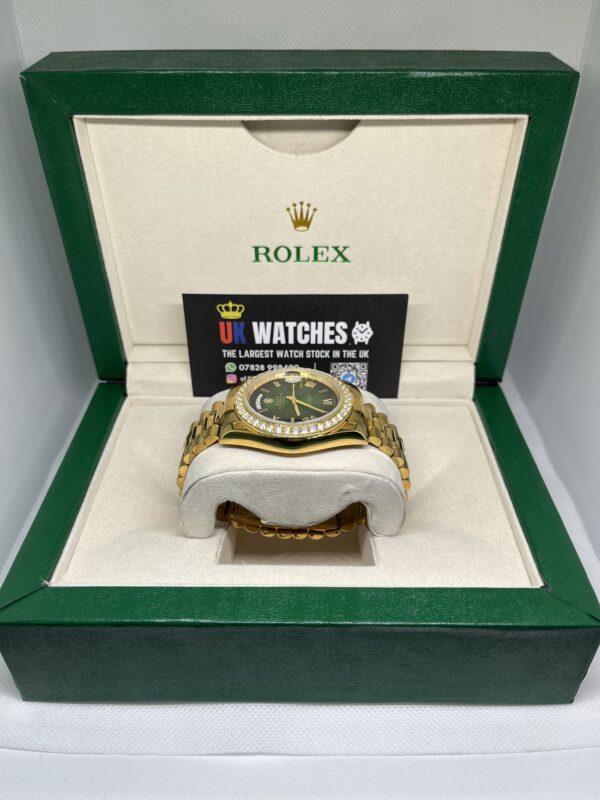 Rolex Day-Date Green Ombre RBR Diamond Bezel Full Yellow Gold 40mm (5)
