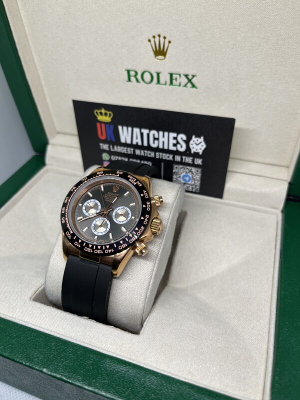 Rolex Daytona Grey And White Dial Oysterflex Rose Gold 40mm (2)
