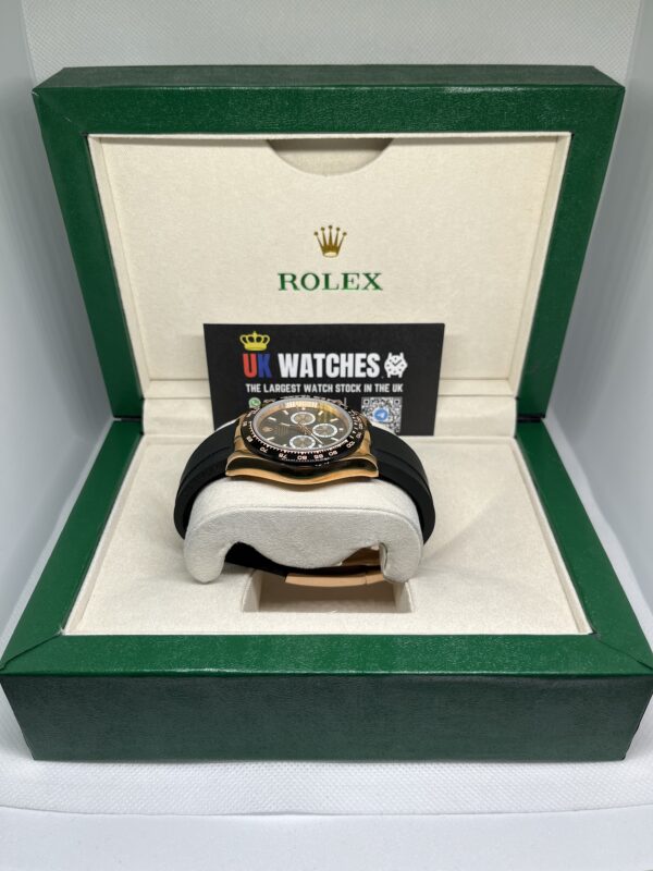 Rolex Daytona Grey And White Dial Oysterflex Rose Gold 40mm (5)