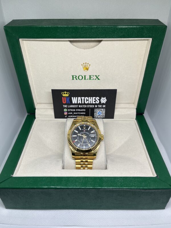 Rolex Sky-Dweller Black Dial Full Yellow Gold 42mm (1)