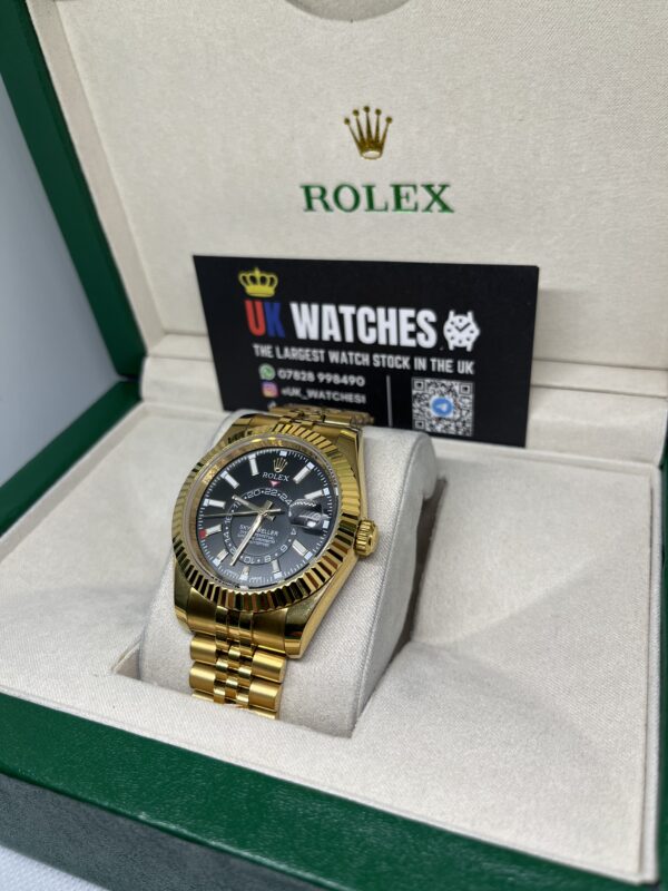 Rolex Sky-Dweller Black Dial Full Yellow Gold 42mm (2)