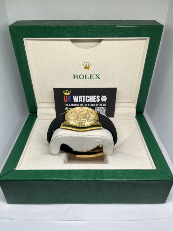 Rolex Sky-Dweller ‘Champagne' Dial Oysterflex Yellow Gold 42mm (5)
