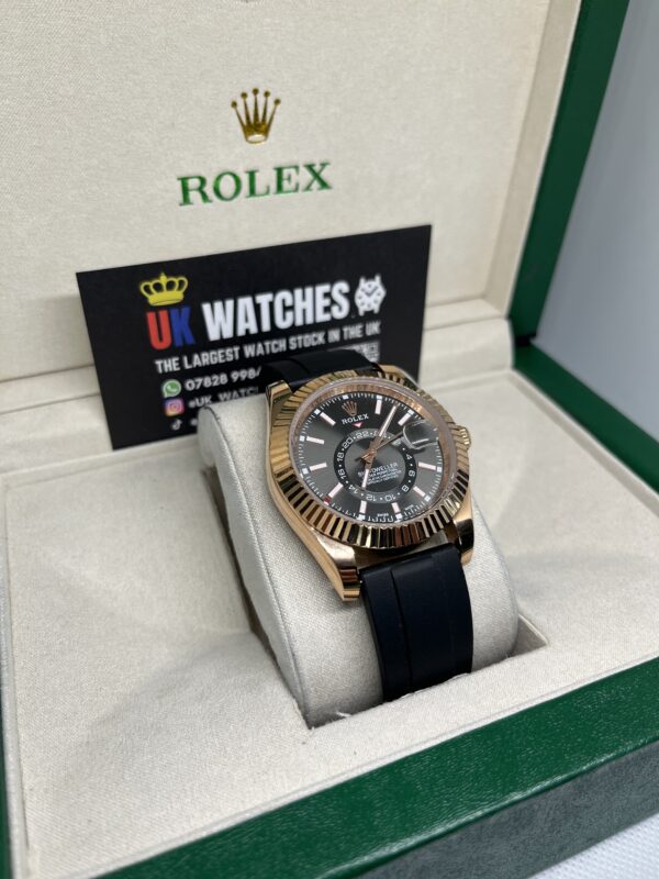 Rolex Sky-Dweller ‘Charcoal' Dial Oysterflex Rose Gold 42mm (3)