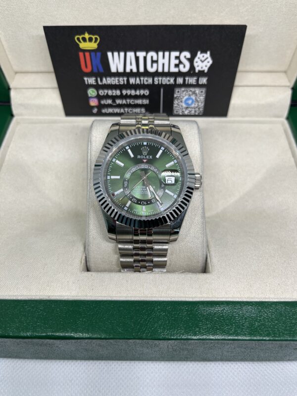 Rolex Sky-Dweller Green Dial Stainless Steel 42mm (4)