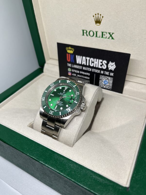 Rolex Submariner ‘Hulk' Stainless Steel 41mm (2)