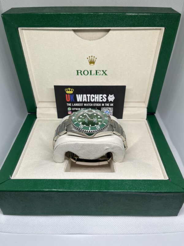 Rolex Submariner ‘Hulk' Stainless Steel 41mm (5)